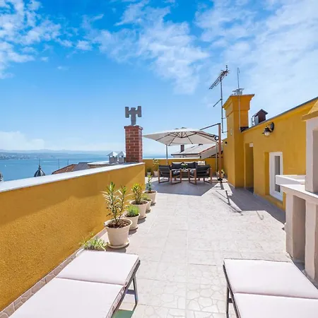 Apartment Penthouse At Mascagni Opatija